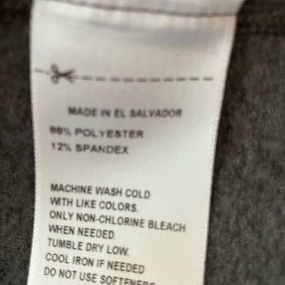 DSG Men’s Cold Weather Compression Pullover Top, Size S, Dk Gray, NWT - Picture 3 of 5